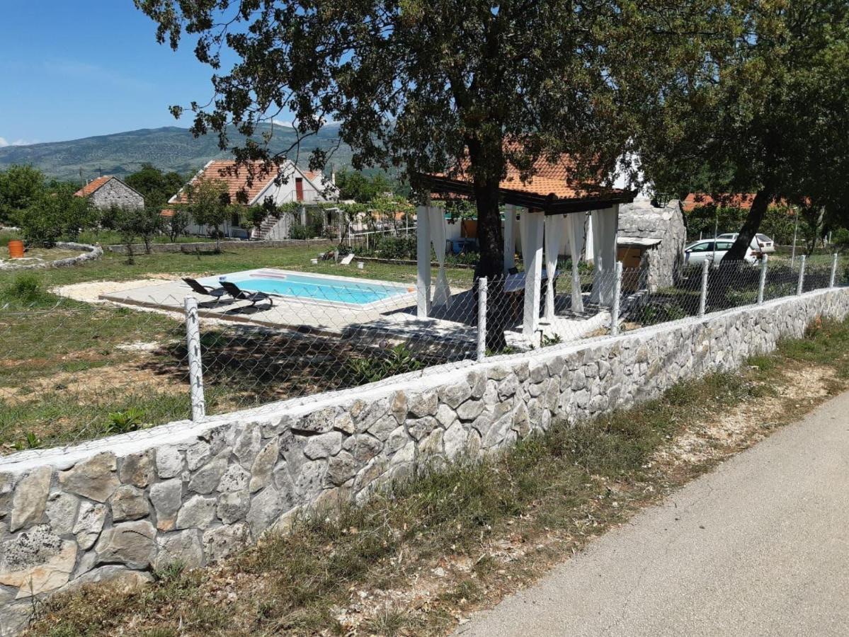 Villa Marie With Pool, Two Bedrooms For 4+2Kids Cavoglave Zewnętrze zdjęcie
