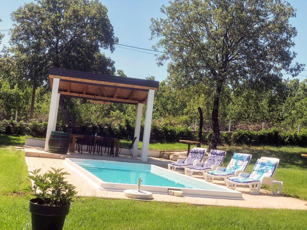 Villa Marie With Pool, Two Bedrooms For 4+2Kids Cavoglave Zewnętrze zdjęcie